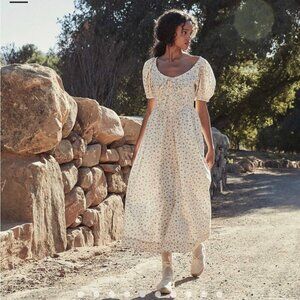 Doen Floral Maxi Dress in Cream